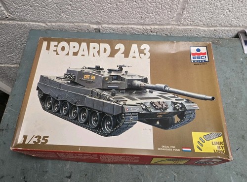 Leopard tank plastic - a3,